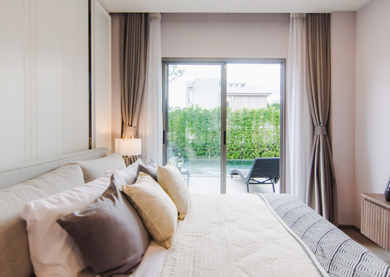 Swiper Carousel Image