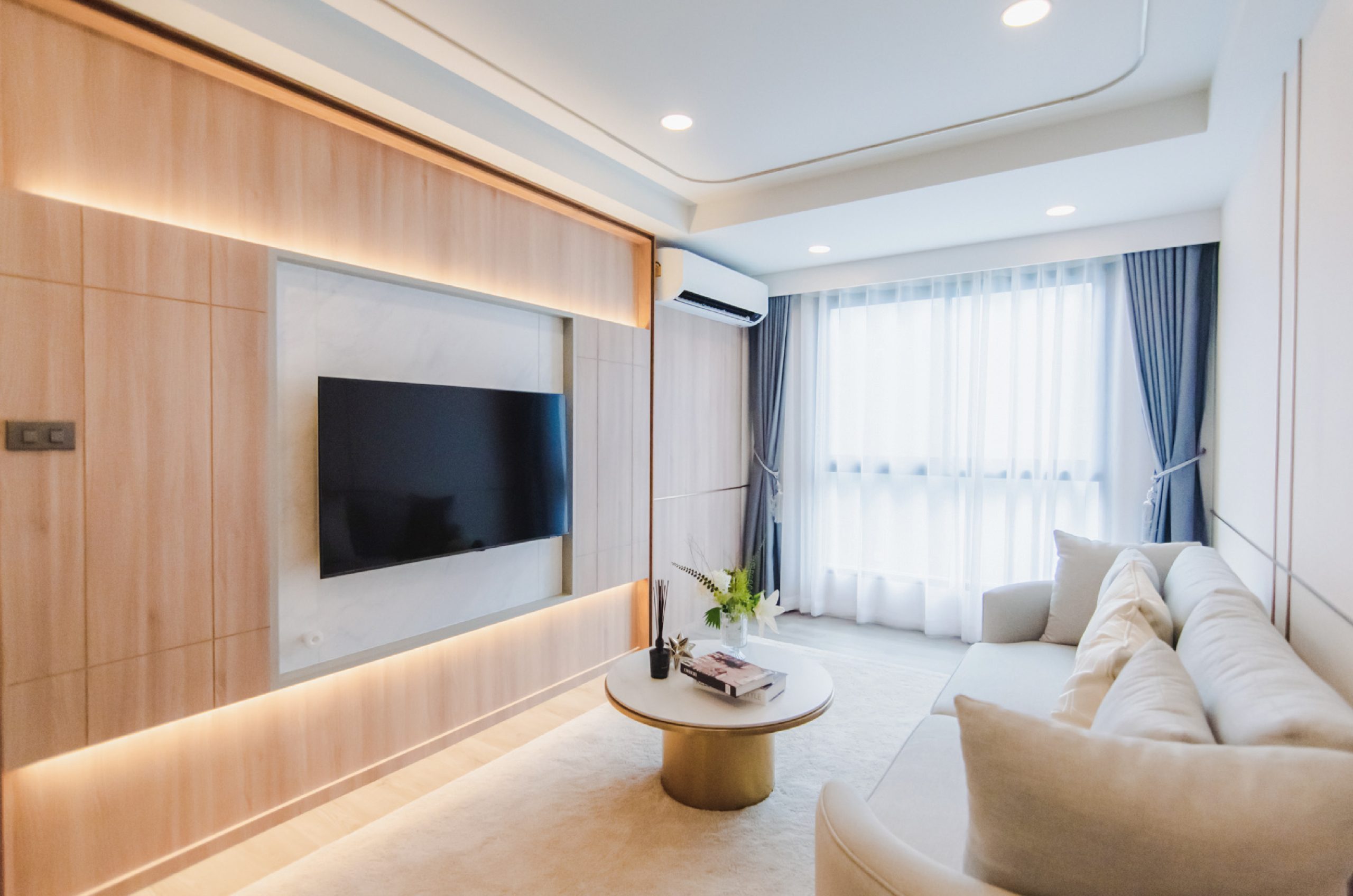 Swiper Carousel Image